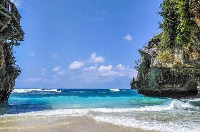 Explore Beach and Temple in Pecatu with Fees - Who Should Consider This Tour?