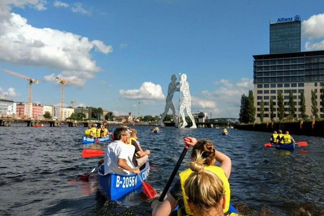 explore-berlin-by-canoe