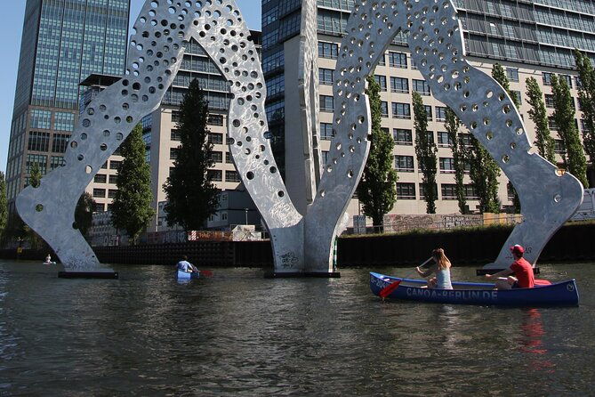 explore-berlin-by-canoe