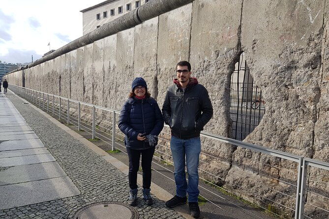 explore-berlin-history-and-highlights-sightseeing-tour