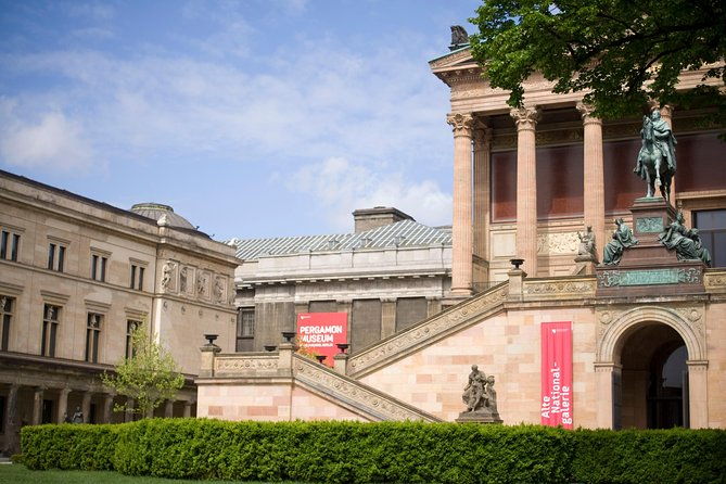 explore-berlin-shore-excursion-top-attractions-private-tour-from-warnemuende-2