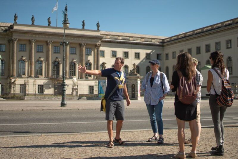 explore-berlin-walking-tour-of-all-the-iconic-sites