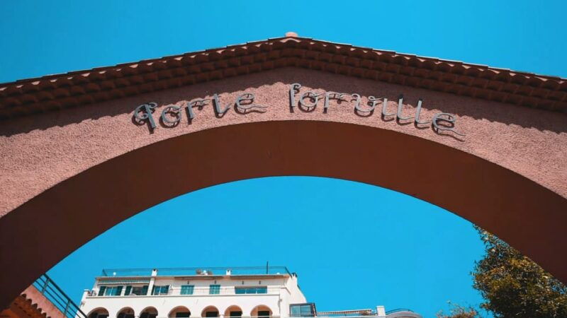 explore-cannes-guided-walking-tour-with-a-local-guide