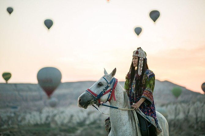 explore-cappadocia-horseback-riding-at-goreme-national-park