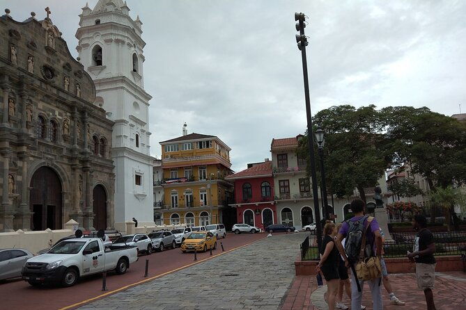explore-casco-antiguo-experience-panama-viejo-ruins-museum