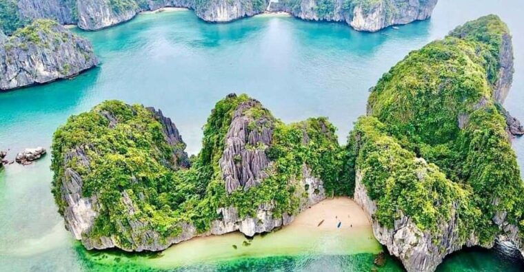 explore-cat-ba-island-from-ha-noi-capital-and-back-easily