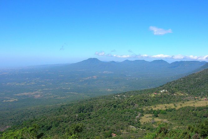 explore-cerro-verde-park-izalco-with-pupusa-making-experience