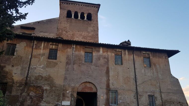 explore-christian-rome-and-the-underground-of-san-clemente