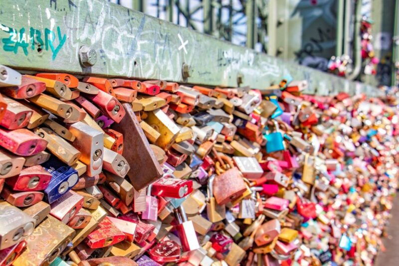 explore-colognes-best-street-art-quarter-2