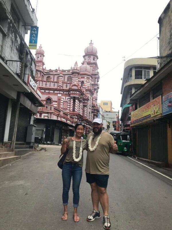 explore-colombo-with-a-group