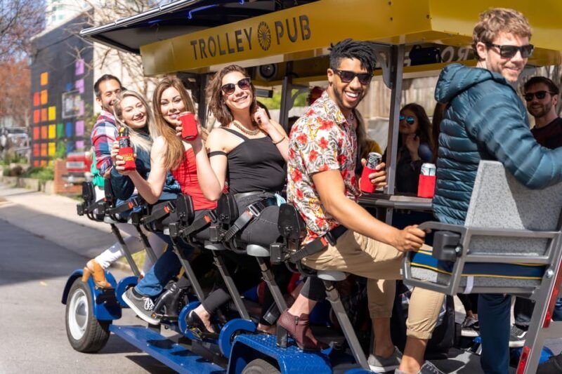 explore-columbus-on-the-trolley-pub