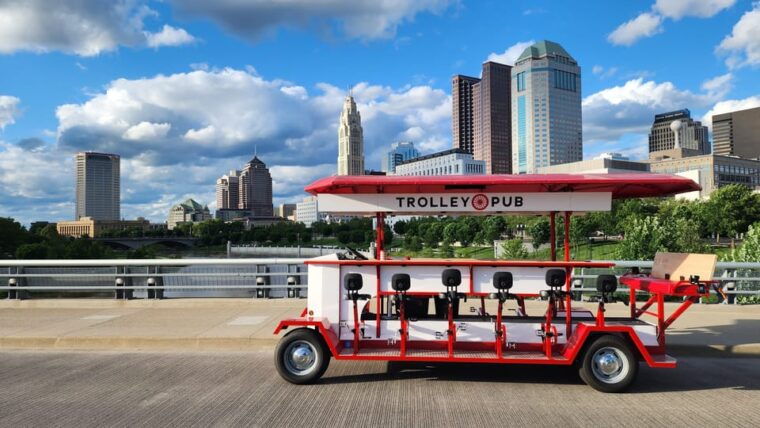 explore-columbus-on-the-trolley-pub