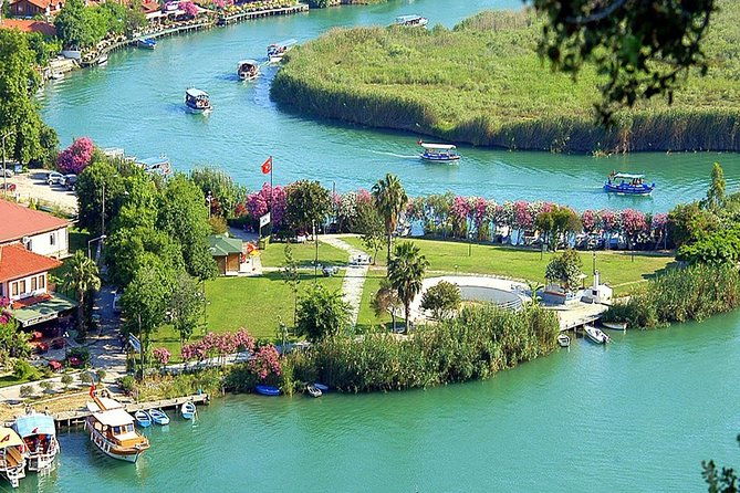 explore-dalyan-turtle-beach-king-tombs-and-mud-bath-from-sarigerme