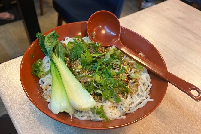 explore-edinburghs-asian-quarter-local-scottish-cuisine