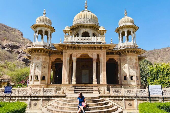 Explore Full Day Jaipur Guided Tour by Car with Guide - FAQs