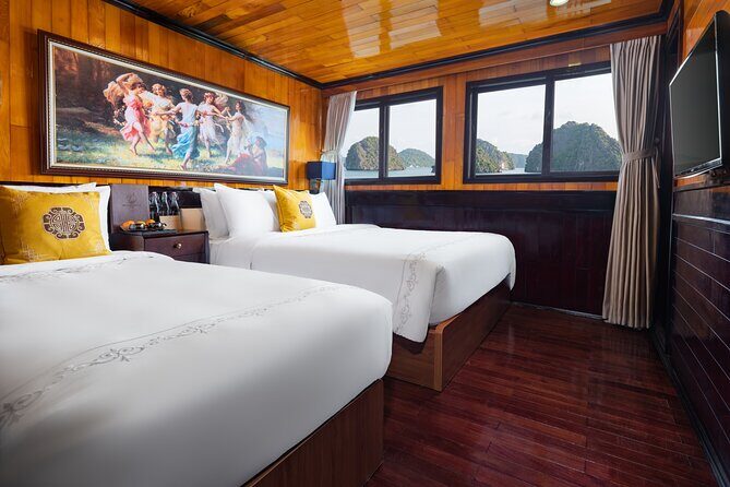 Explore Halong Bay in 3D2N with Hera Classic Cruise from Hanoi - The Sum Up
