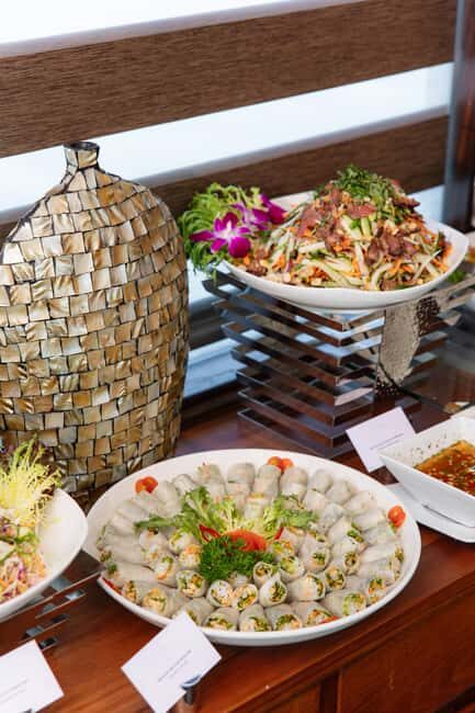 Explore Halong Bay: Lavoya Boutique Day Cruise with Lunch - FAQ