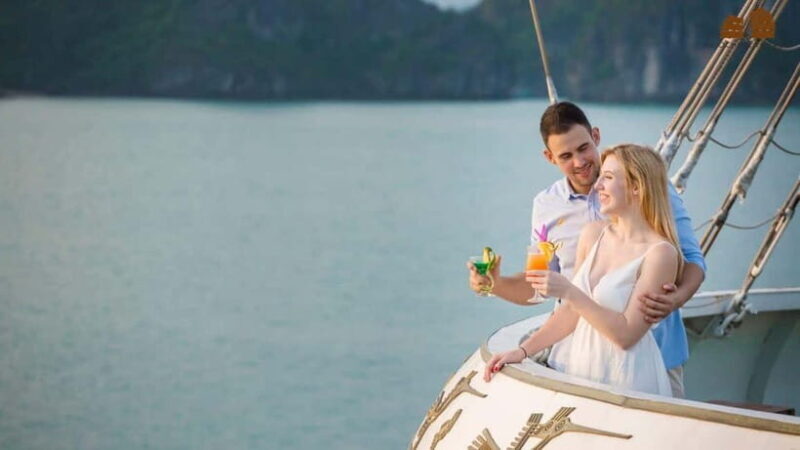 Explore Halong&Lan Ha Bay 5* cruise, classy-bathtub-balcony - What’s Included & What to Consider