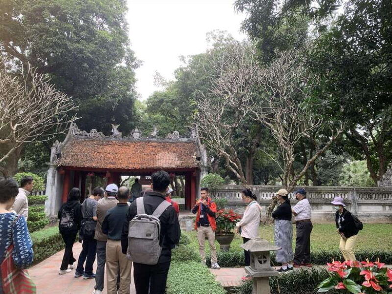 explore-hanoi-luxury-city-half-day-tour-afternoon