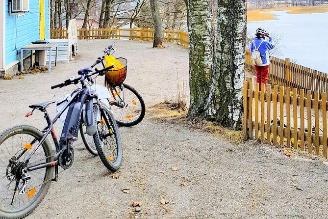 explore-happiest-helsinki-bike-ebike-bbq-sauna-forest-parks-3