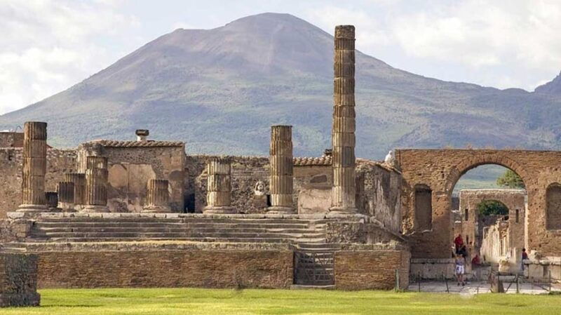 explore-herculaneum-guided-tour-among-the-roman-ruins