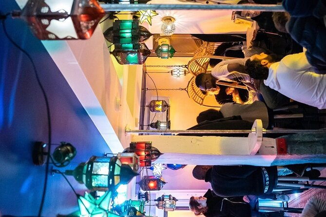 explore-hidden-bars-and-speakeasies-in-paris
