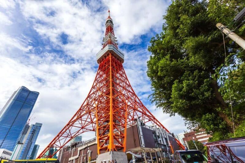 Explore History & Nature: Kamiyacho to Tokyo Tower - What Makes This Tour Stand Out?