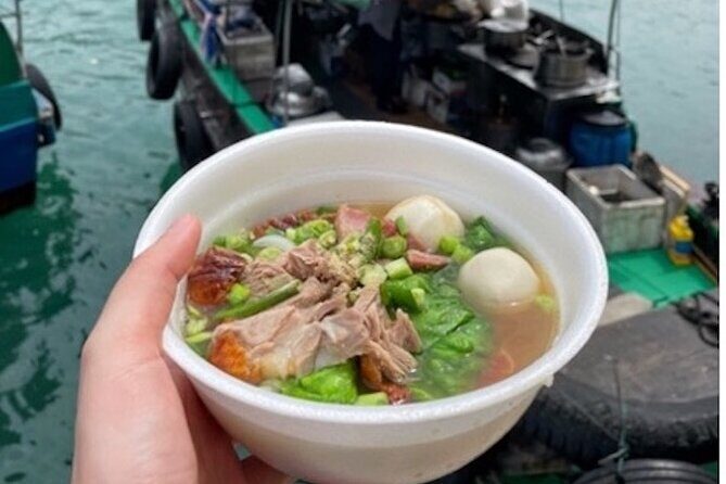 Explore Hong Kong: Aberdeen + Public Housing Estate Group Tour - Exploring the Itinerary in Detail