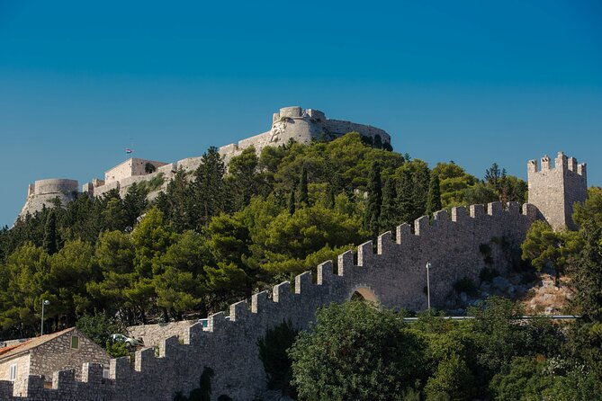 explore-hvar-brac-and-solta-on-the-private-boat-trip-unique-experience