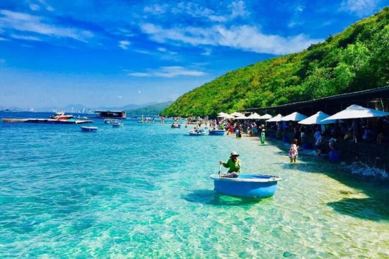 explore-islands-in-nha-trang