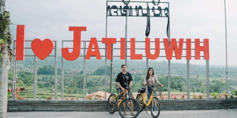 explore-jatiluwih-rice-terrace-using-electric-bike