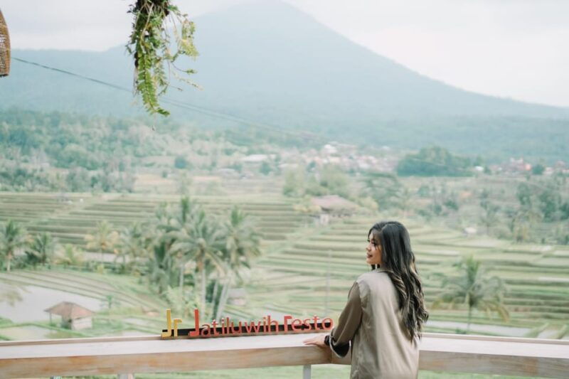 explore-jatiluwih-rice-terrace-using-electric-bike