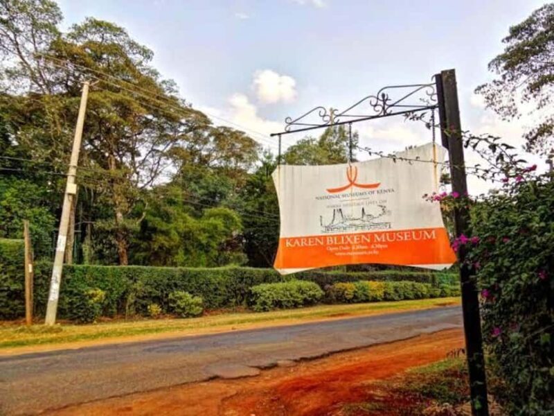 Explore Kenya's history & wildlife! Join me on a journey. - Discovering Nairobi’s Past and Present