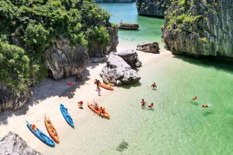 explore-lan-ha-bay-full-day-cruise