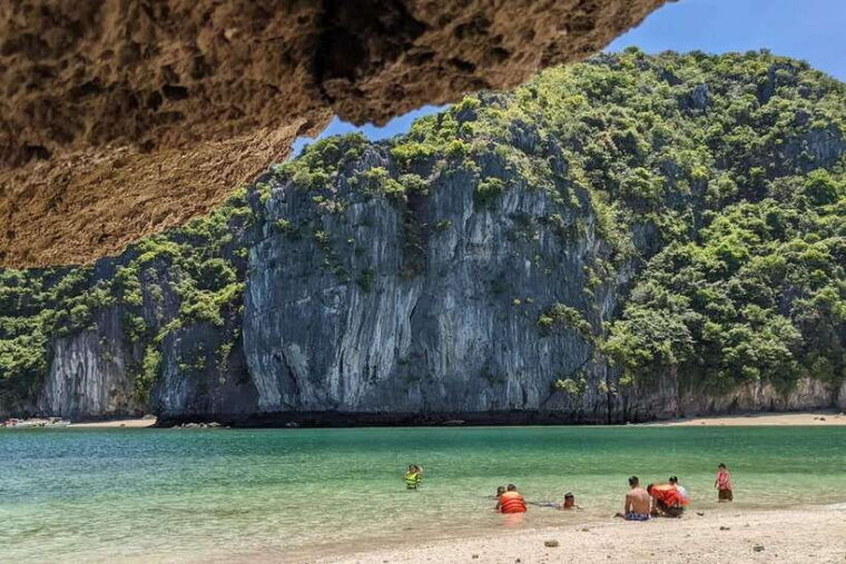 explore-lan-ha-bay-full-day-cruise