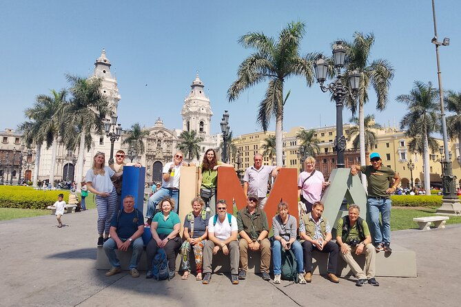 explore-lima-and-catacombs-of-san-francisco-church