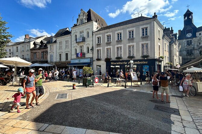 explore-loire-castles-the-city-of-orleans-from-paris