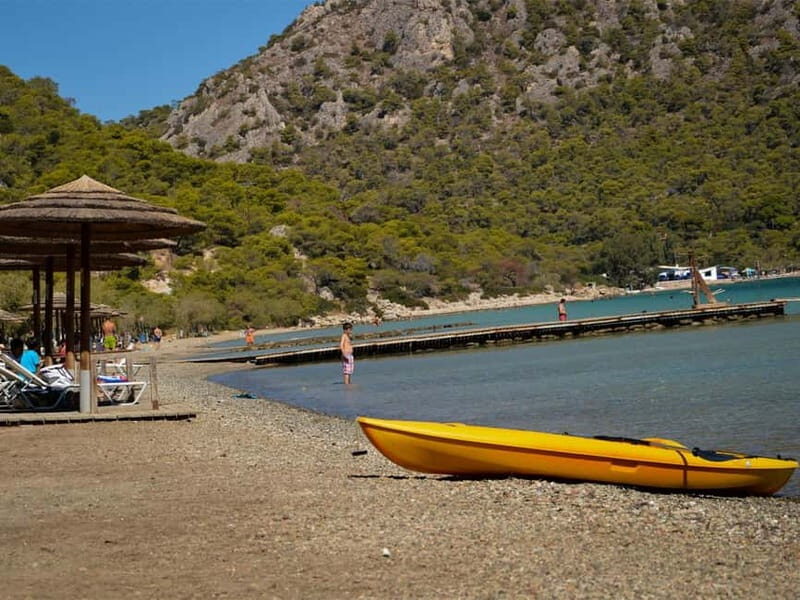 Explore Loutraki & Lake Vouliagmeni: Nature and Relaxation - FAQs