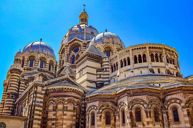 explore-marseilles-art-and-culture-with-a-local