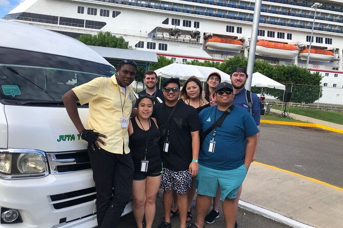 explore-montego-bay-jamaica-to-country-side-appleton-y-s-falls