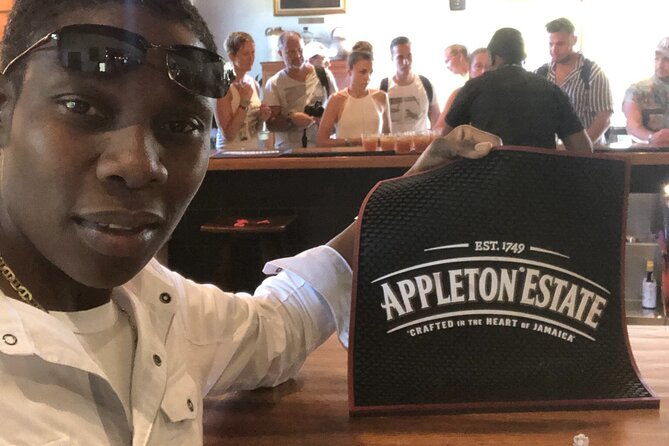 explore-montego-bay-jamaica-to-country-side-appleton-y-s-falls