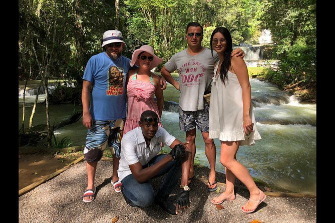 explore-montego-bay-jamaica-tour-to-dunns-river-falls