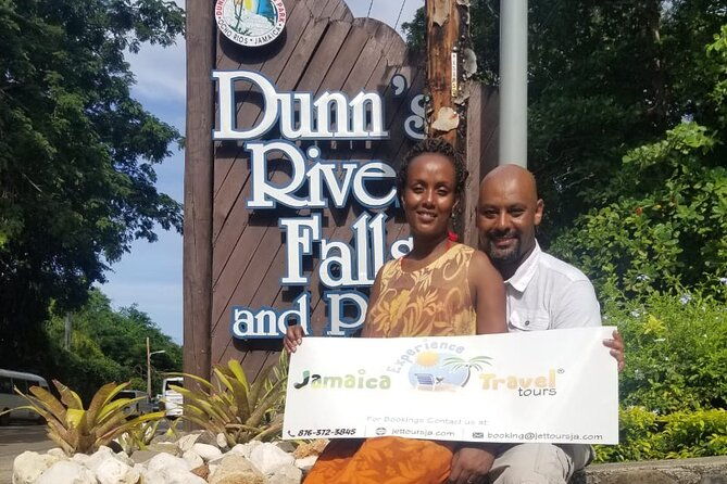 explore-montego-bay-to-dunns-river-luminous-lagoon-night-tour