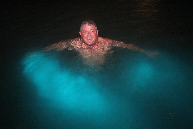 explore-montego-bay-to-dunns-river-luminous-lagoon-night-tour
