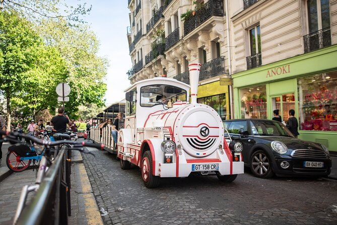 explore-montmartre-like-a-local-private-walking-tour