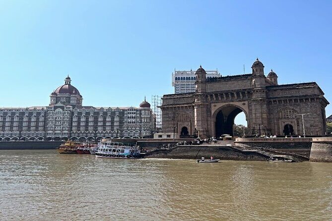 Explore Mumbai Landmarks and Hidden gems - Key Points