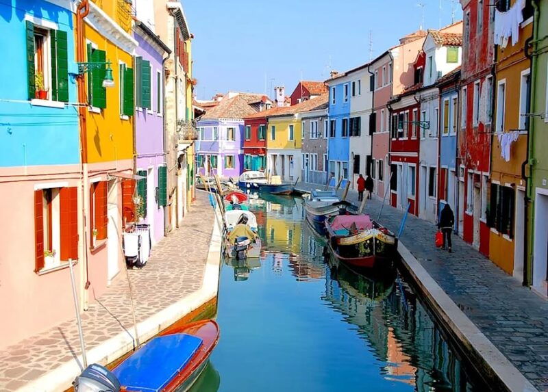 explore-murano-glass-burano-lace-and-torcello-history