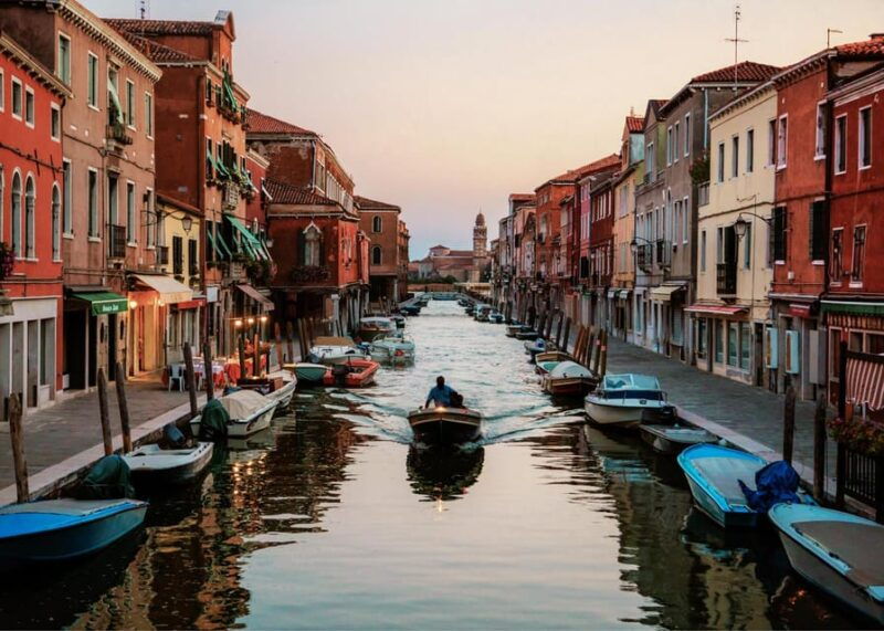 explore-murano-glass-burano-lace-and-torcello-history