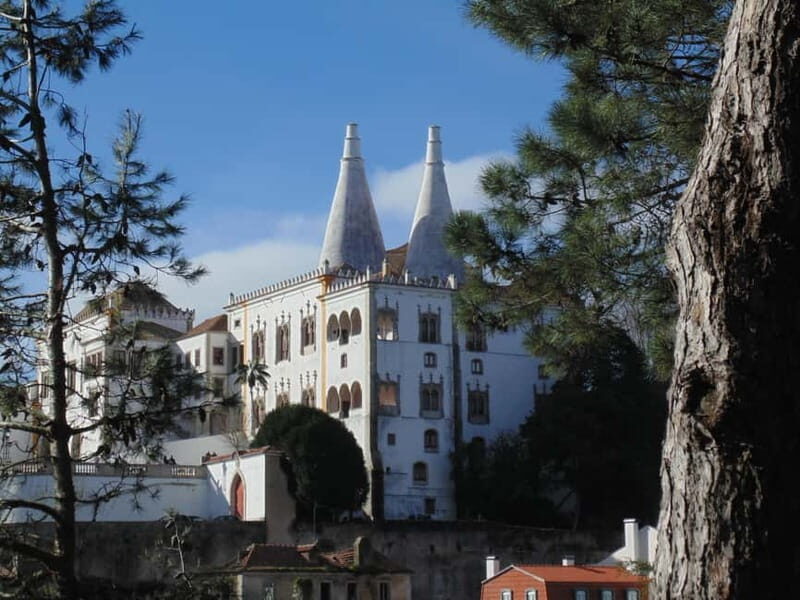 Explore Mystical Regaleira and Taste Sintra's Delicacies - Discovering Sintra: A Walk Through History and Enchantment