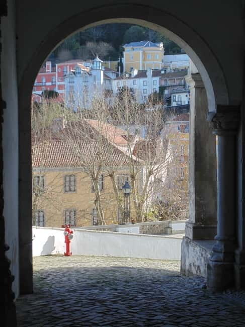 Explore Mystical Regaleira and Taste Sintra's Delicacies - Authentic Experiences That Matter